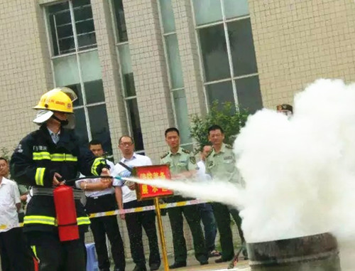 我司在端州區微型消防站義務消防員業務技能大賽中獲佳績