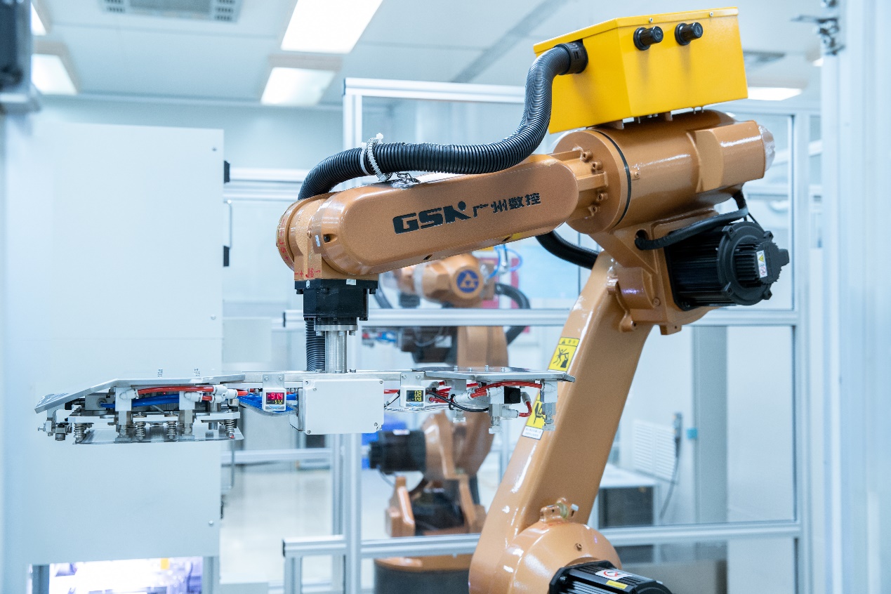 《人民日報》報道風華高科等企業深化落實“一線三排”的創新舉措和良好成效